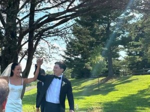 英美中老熟妇性受在线体验：真实故事与情感分享，深度解析跨文化情感交流的独特魅力