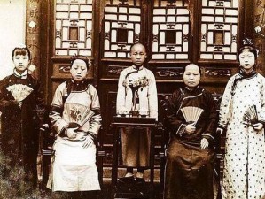 小尼姑在尼姑庵中有着怎样独特的角色特点？探秘尼姑庵里小尼姑的故事