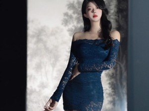 探索爰丰满少妇1313图片的独特魅力：高清视觉盛宴与时尚风格解析