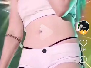 116 美女写真午夜视频电影：视觉盛宴，让你心跳加速