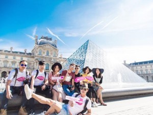 青娱乐人人谢人人试看：带你体验不一样的娱乐世界