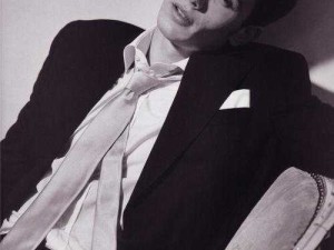 JAMES FRANCO：演绎多面人生