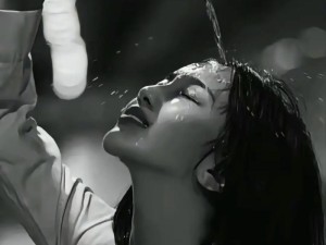 从满身烟酒味图片中解读都市人深夜的孤独独白