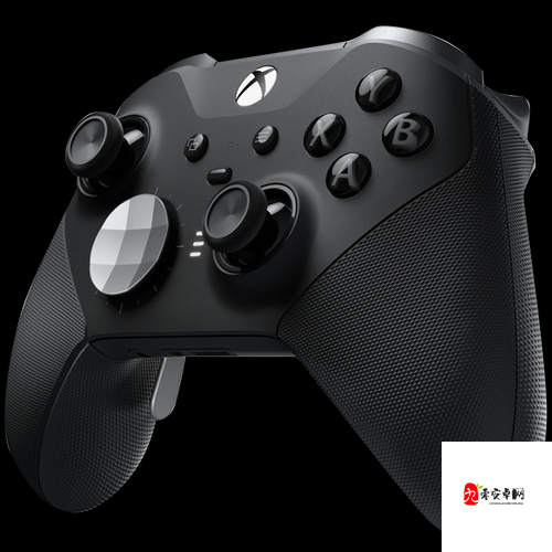 Xbox 重磅推出 Vapor 风暴系列全新酷炫手柄