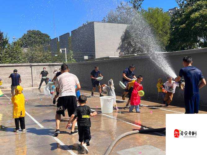 绝境救援：五名消防员 VS 五个暴徒