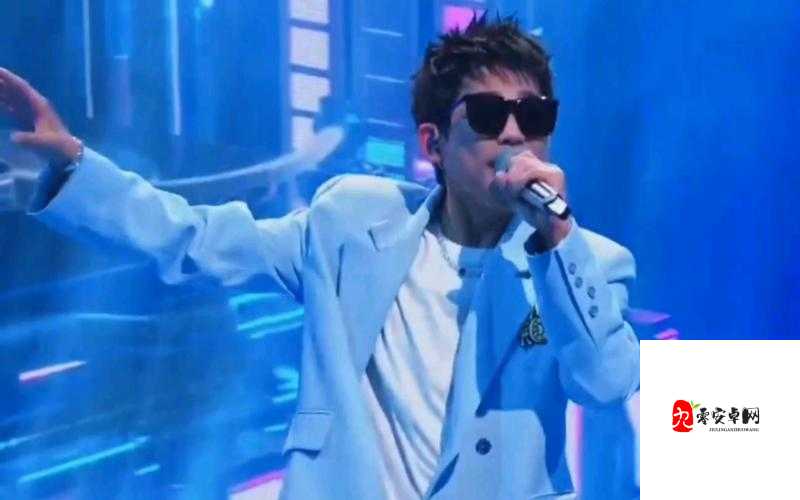 地下偶像 SANA 未增删带歌词：青春闪耀的舞台魅力