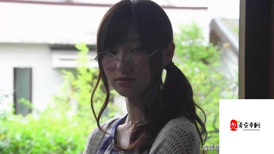 美妇乱伦：禁忌之下的扭曲情感纠葛