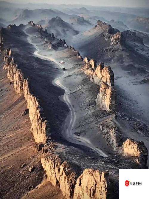 精品无人区一区二区三区的特点-独特风光与神秘探索之旅