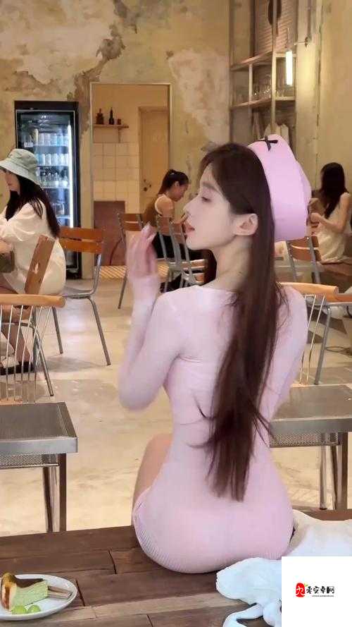 jlzzz 美女直播：魅力无限精彩不断