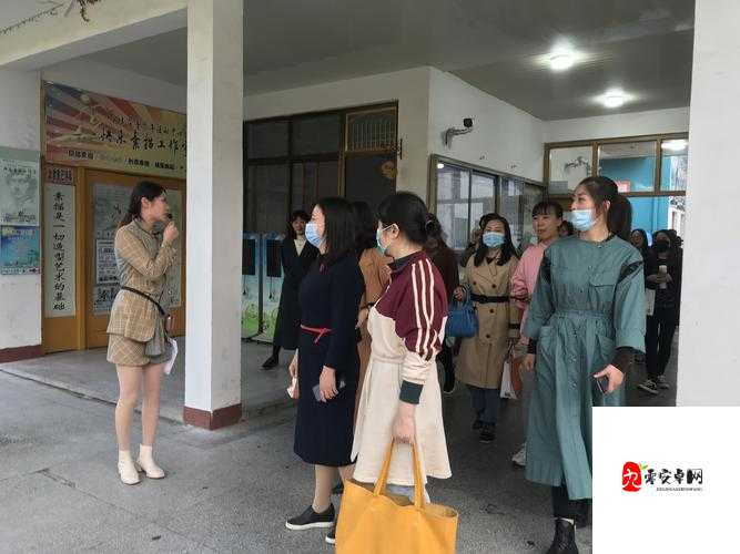 红围巾游戏操作玩法流程介绍一览，资源管理的艺术