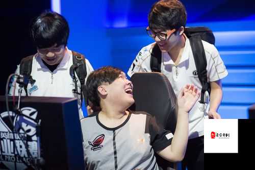 不分南北兄弟 1V2 ：热血青春中震撼人心的兄弟对决