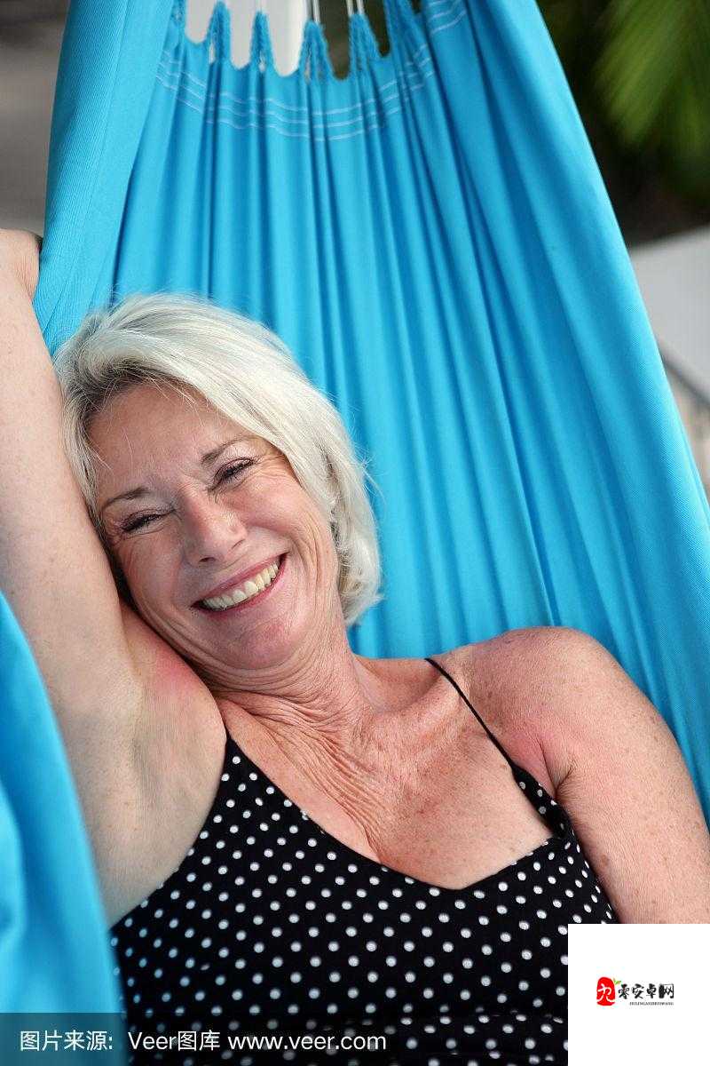 欧美胖老太：性开放的别样风情