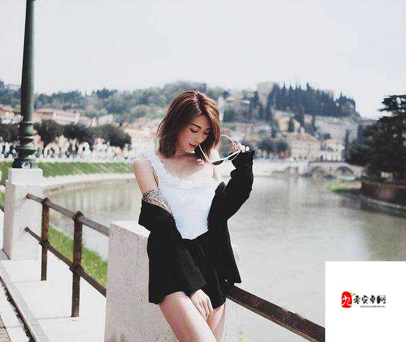 极品粉嫩小泬白浆 20pA 片：一场视觉与听觉的极致盛宴