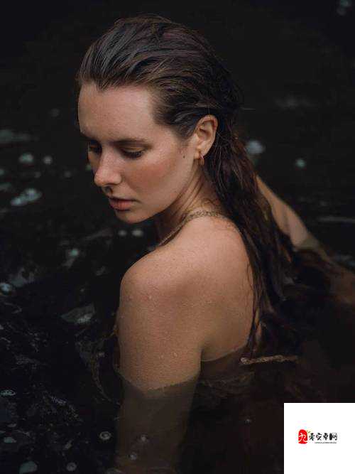 娱乐极品视觉盛宴在线观看：畅享极致视觉体验