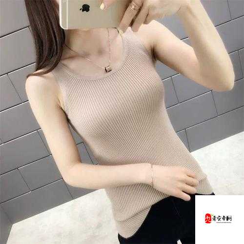 女士不遮阴小内搭无套引发的热议探讨