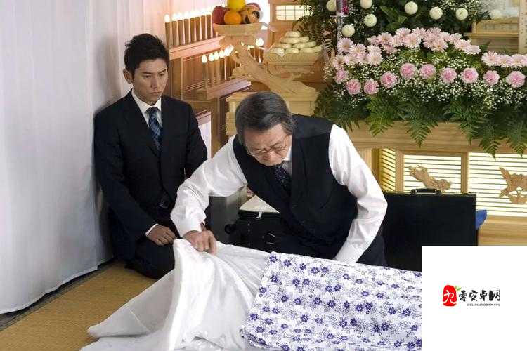 揭秘入殓师，保姆级手把手教学，带你走进生命终章的守护者