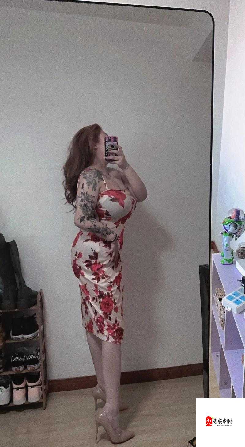 爆乳 BBWBBWBBWBBW：极致诱惑的丰满魅力展现