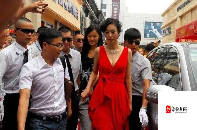 酒店偶遇霸道总裁，张津瑜私密视频泄露：被拍者系前央视主持人