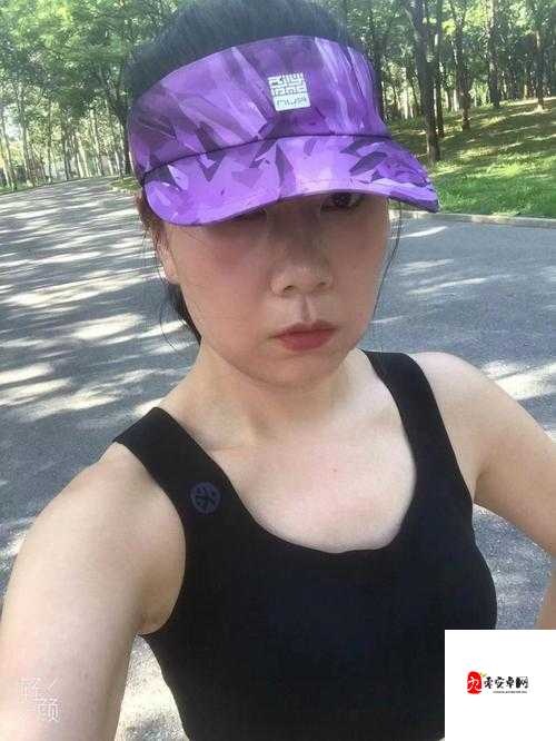 把腿张开，老子就臊烂你这般低俗行径令人唾弃