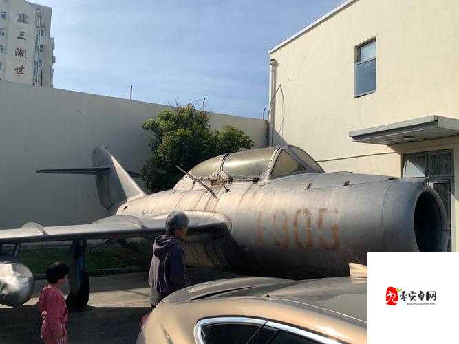 宿舍 AJ11 飞机：一段独特的宿舍飞行之旅的开启