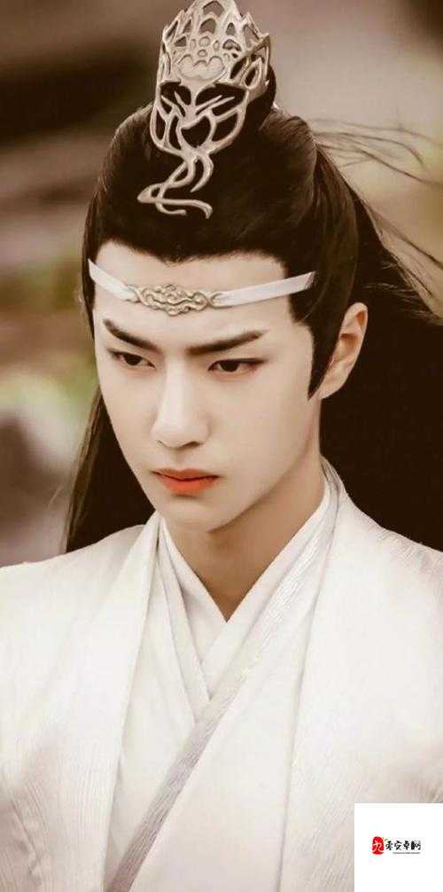 忘羡憋着尿按压肚子：一段令人好奇的特殊经历