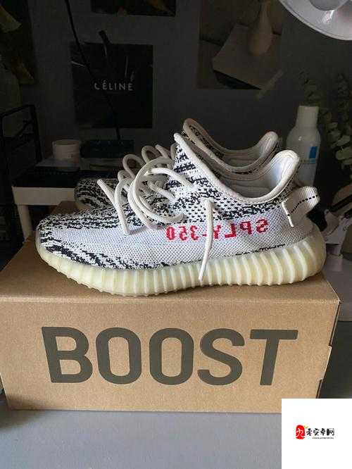 Yeezy380 蜜桃粉和白色据传有剧本炒作：背后真相令人震惊