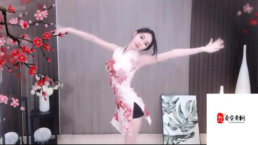 iPhone14 欧美日韩版本虎牙女主播称赞真不错：实力与魅力并存