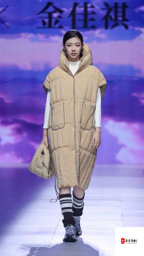 户外大秀 app：谁是最多用户的秀场？