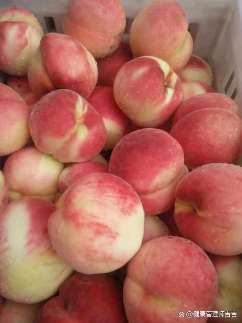北京 18 号桃：品种优良、口感鲜美特点突出