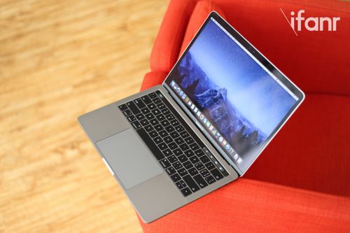 中国MacBook Pro高清在线体验：最新款性能评测与使用技巧分享