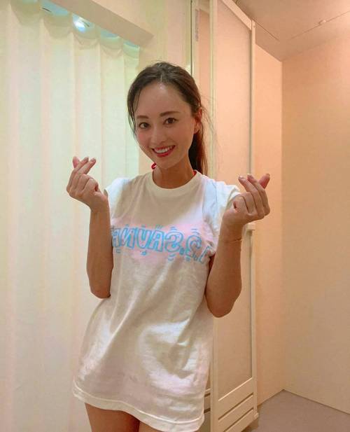 吉泽眀步的职业生涯回顾：从出道到退役，她的影响力为何经久不衰？