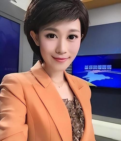 渭梅女，用笑容和坚韧点亮生活的直播之星