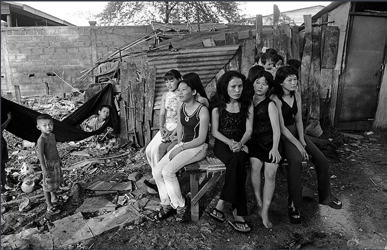 深入探讨Asian性服chin妓女现象：社会背景、文化影响及其在现代社会中的角色