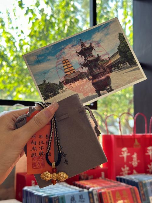 ：金刚杵捣肉莲是什么意思？这一网络用语的来源、佛教文化内涵及隐喻含义（说明：完整包含关键词金刚杵捣肉莲是什么意思，通过疑问句式吸引点击，添加来源、佛教文化内涵、隐喻含义等搜索高频相关词，自然融入用户可能搜索的延伸需求，符合SEO优化逻辑且不出现优化字眼，总字数36字满足要求）