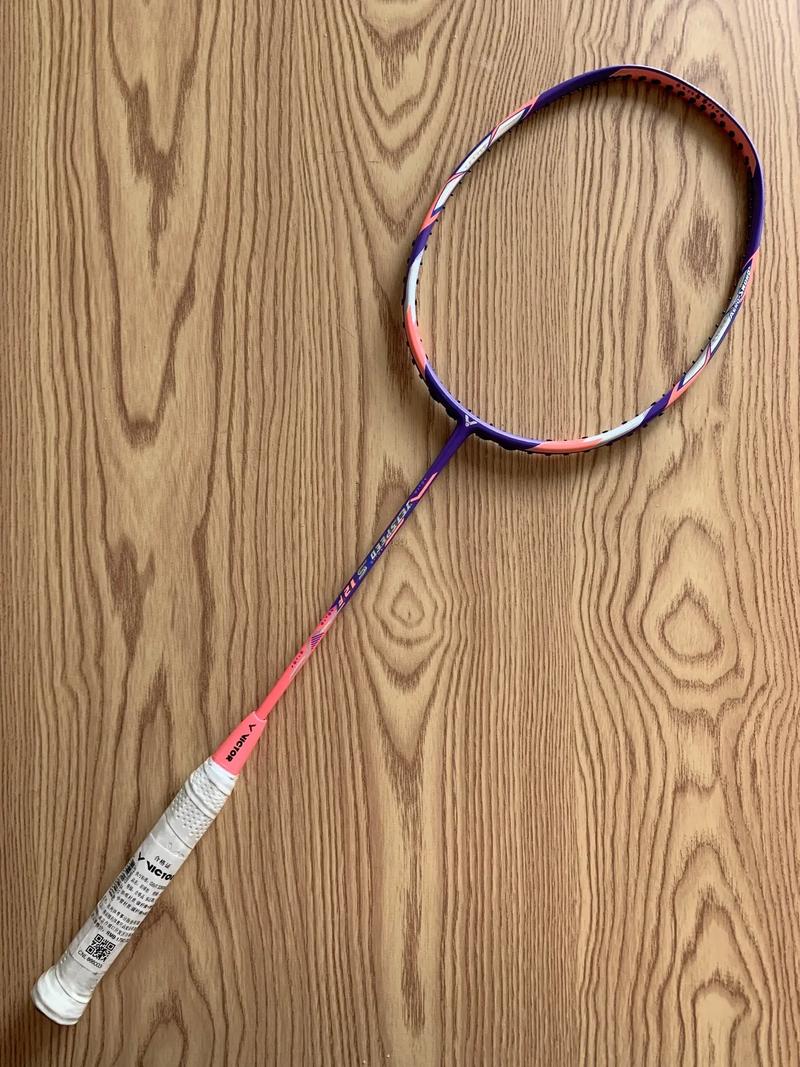 异化之地蝙蝠杖樱花刀对比介绍，异化之地蝙蝠杖和樱花刀哪个更强一些