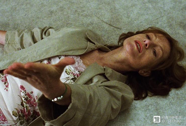 禁忌之夜：WWWCRM17COM的欲望缠绵