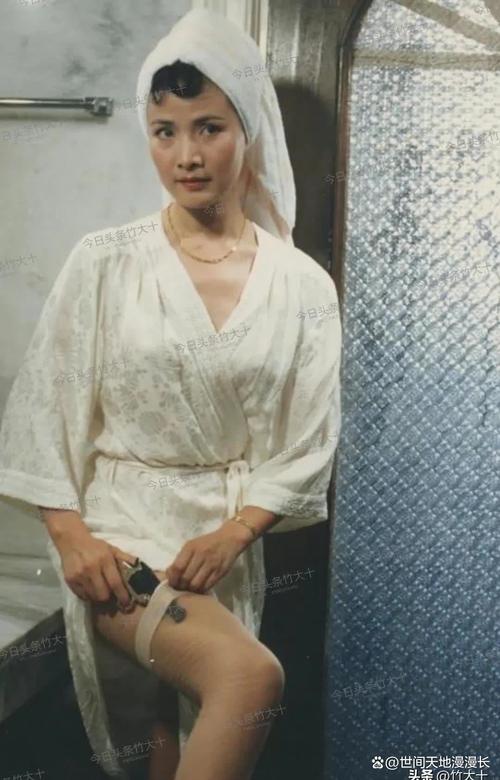 仙踪林老熟女禁忌舞台！国产A片为何让观众疯到窒息？