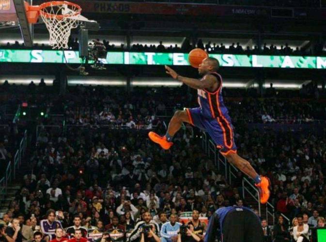 NBA2K14隔人扣篮必杀技！手把手教你秒变篮下终结王